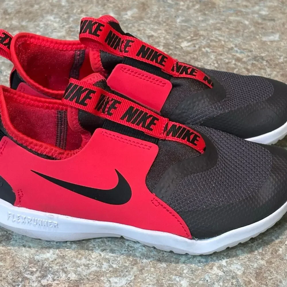 Nike Flex Runner Red & Black Children's Slip on Play Athletic Sneakers Size 12.5